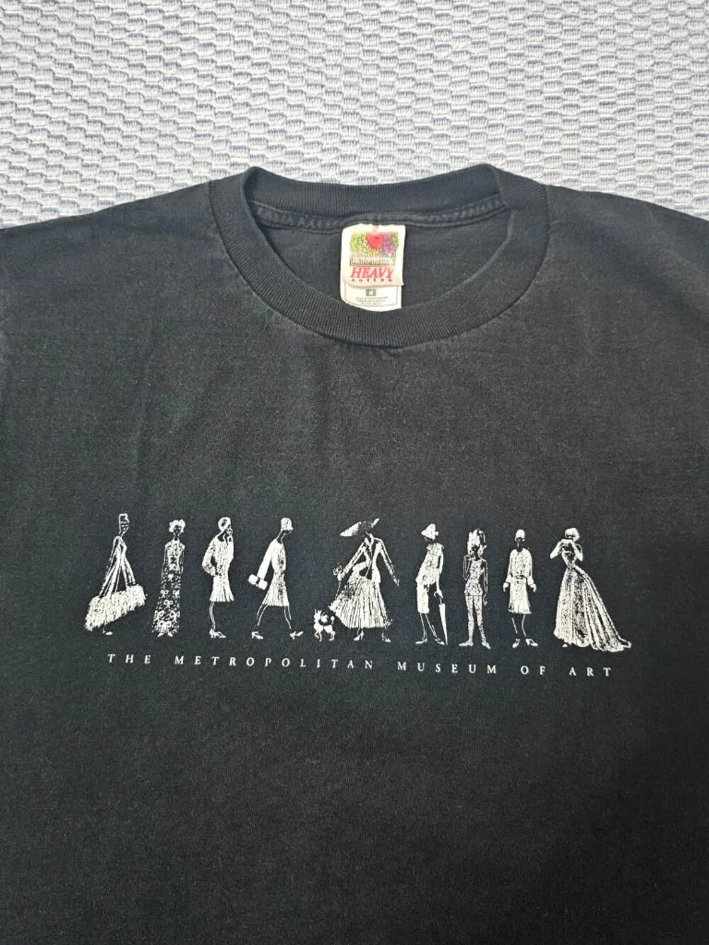 The Metropolitan Museum of Art Black Vintage Women's Shirt - Size Medium - Picture 5 of 7